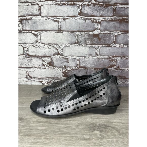 Sesto Meucci Pewter Leather Perforated Back Zip Wedge Shoes Women Sz 11N US/42EU - Picture 14 of 16